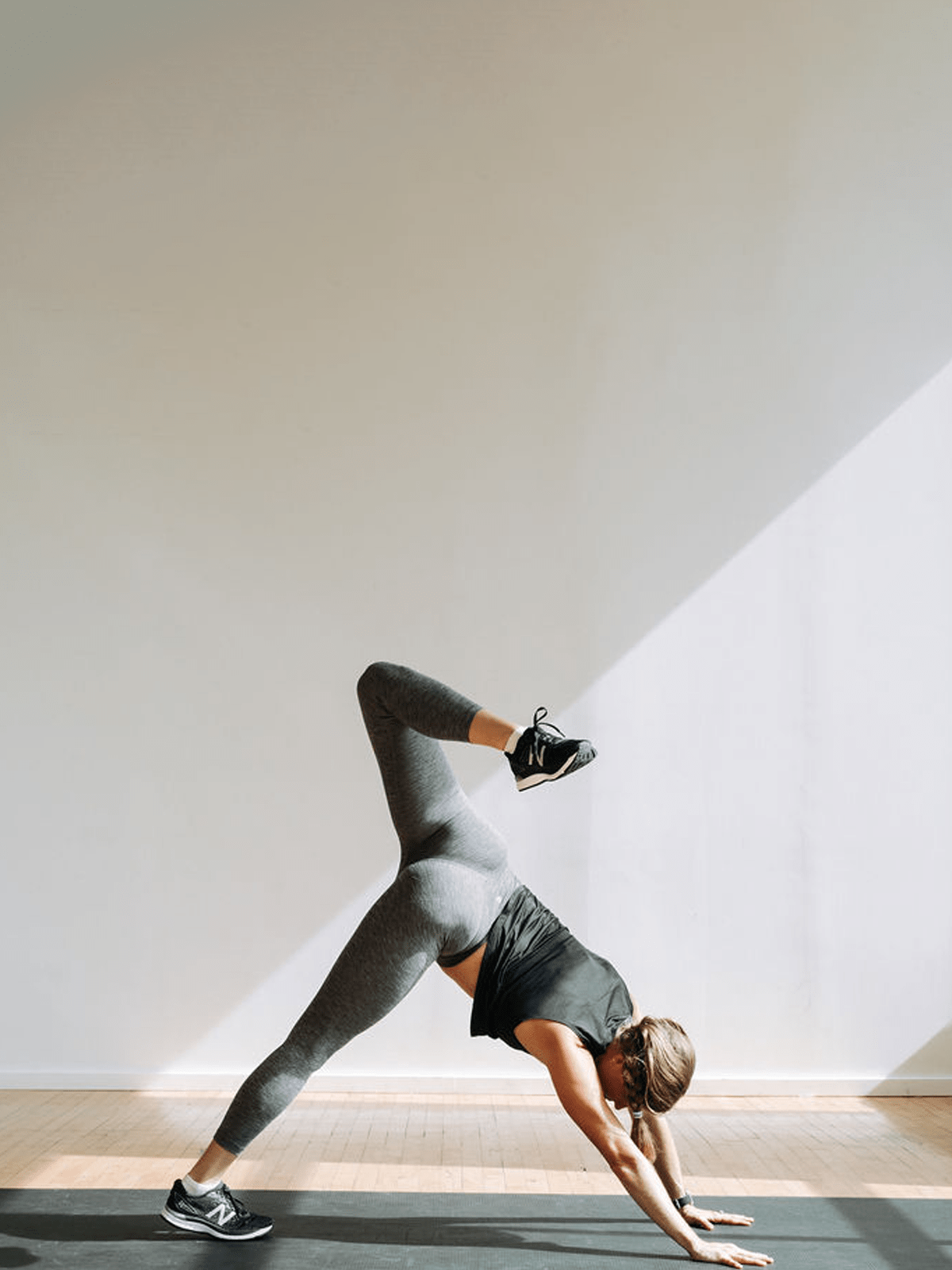 Tight Hips? Try These 4 Hip Flexor Stretches! - Nourish, Move, Love