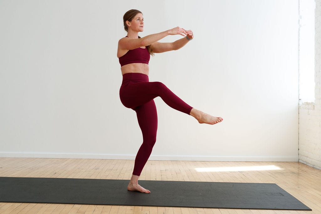 5 Beginner Barre Workouts to Tone at Home! - Nourish, Move, Love