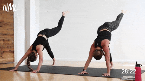 35-Minute Yoga for Athletes (Benefits + Video)