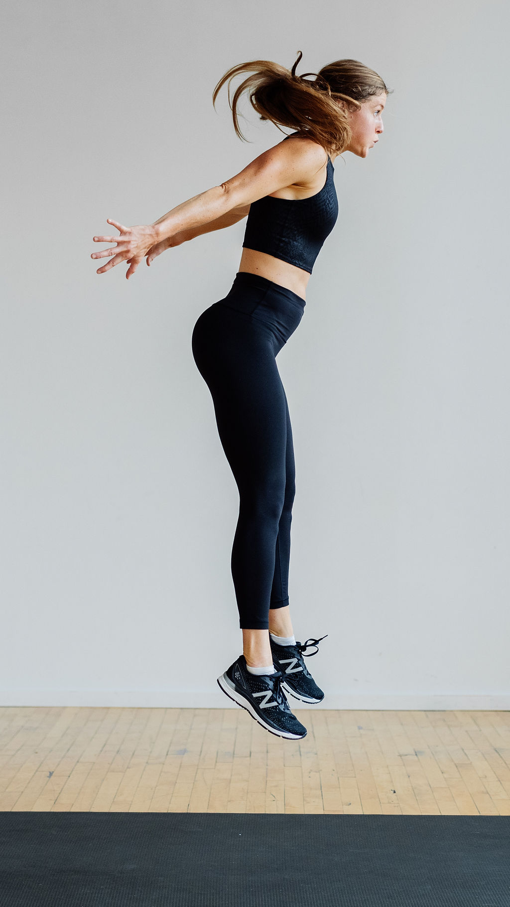 The Best Pilates Exercises for Strong, Sculpted Legs — Alo Moves