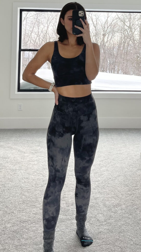 Workouts fits of the week: matching set edition : r/lululemon