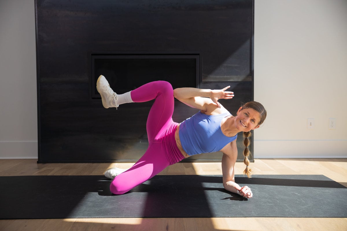abs crunches leg lifts plank challenge