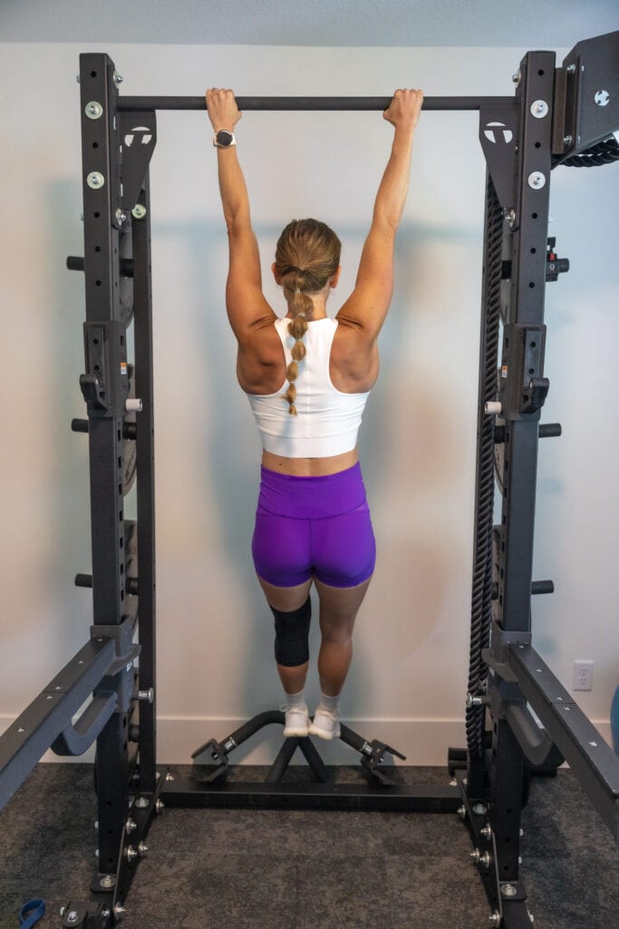 How to Do Pull Ups for Beginners: 12 Steps (with Pictures)