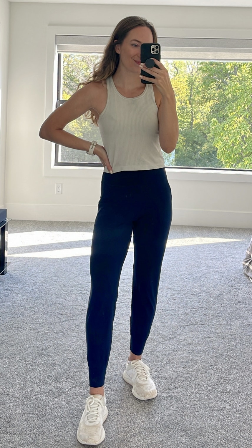 Best lululemon Joggers for Everyday Wear (Size and Fit Guide!) - Nourish,  Move, Love